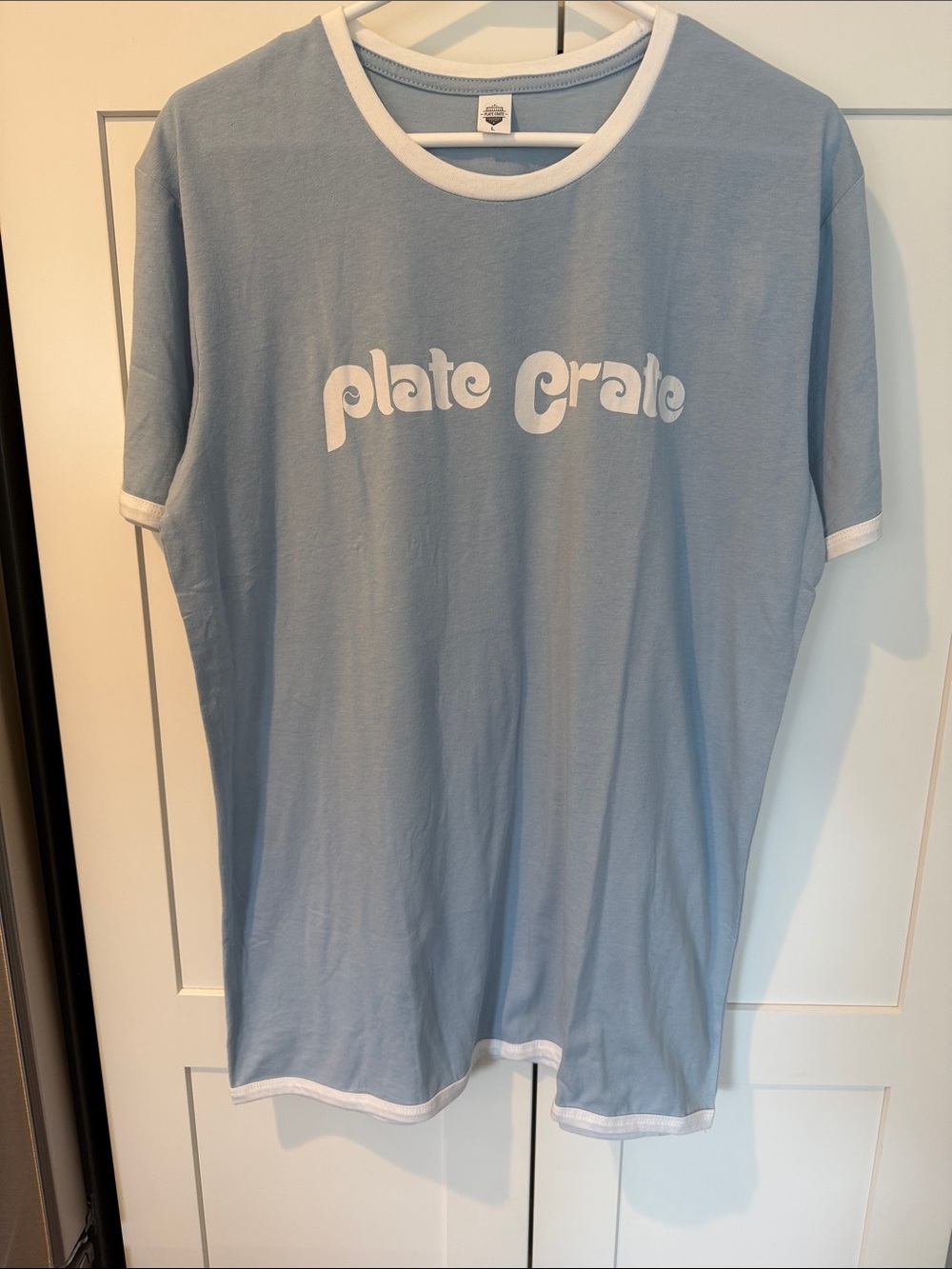Men’s Light Blue plate crate  T-Shirt size large